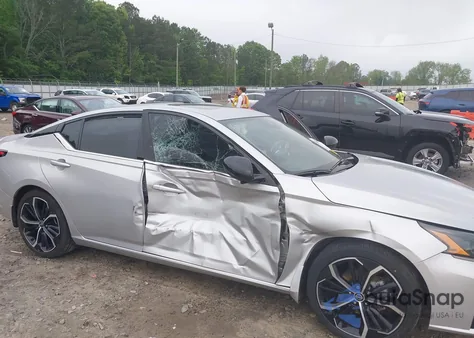 2023 Nissan Altima Sr Fwd из США, поврежденный, VIN 1N4BL4CV5PN396542